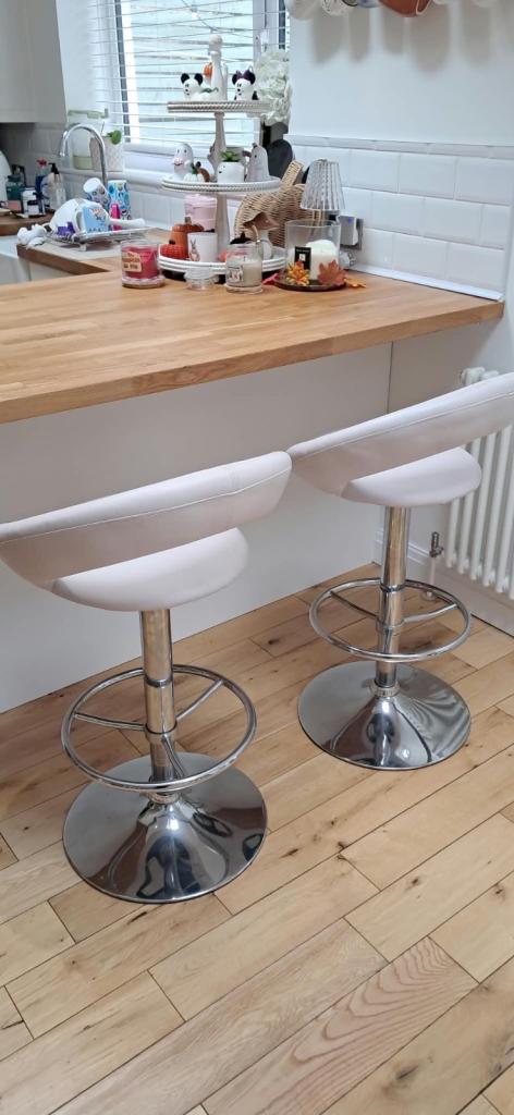 2 x White Bar Stools