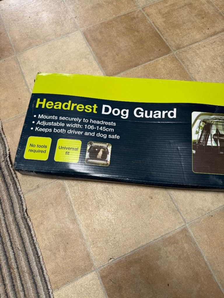 Headrest Dog Guard - Universal Fit - brand new