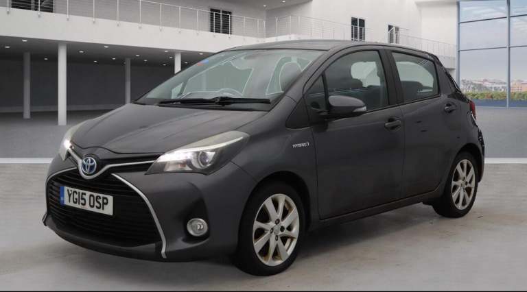 2015 Toyota Yaris 1.5 Hybrid Excel 5dr CVT HATCHBACK PETROL/ELECTRIC Automatic