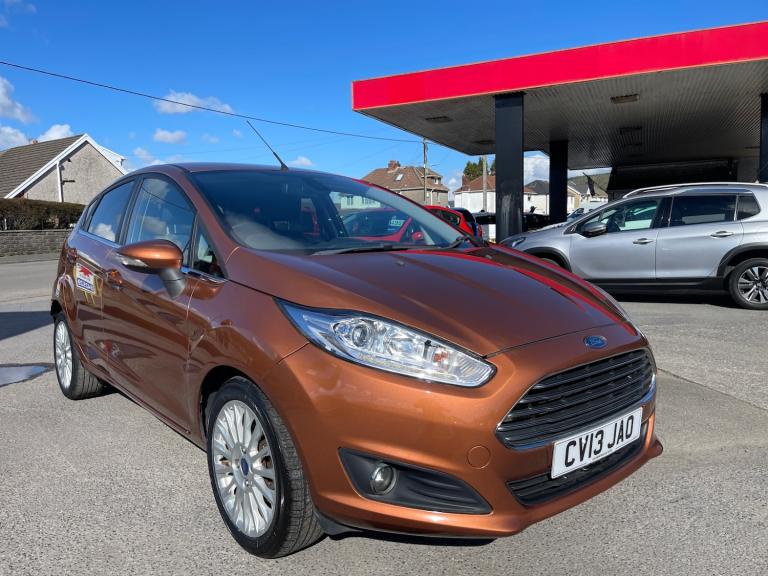2013 Ford Fiesta 1.0 EcoBoost Titanium 5dr HATCHBACK Petrol Manual