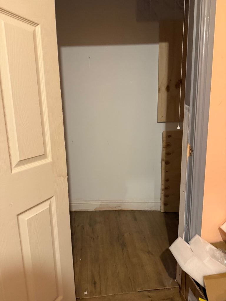 To let chesterfield road 