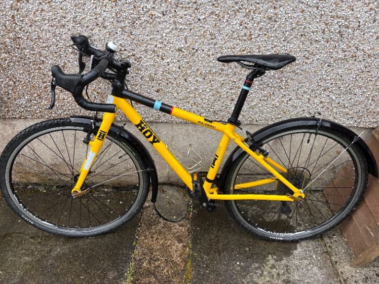 HOY Meadowmill 24-inch Kids Road Bike - Yellow, Good Condition