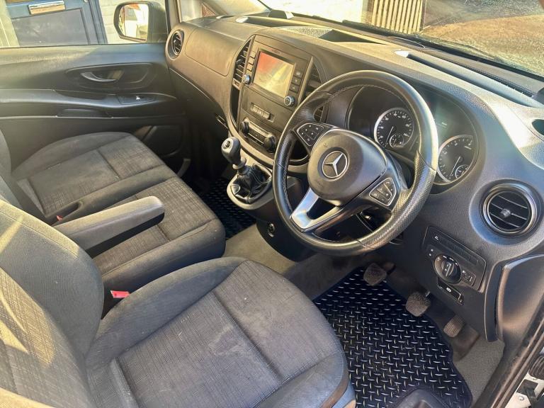 2020 Mercedes-Benz Vito 110CDI Progressive Van PANEL VAN Diesel Manual