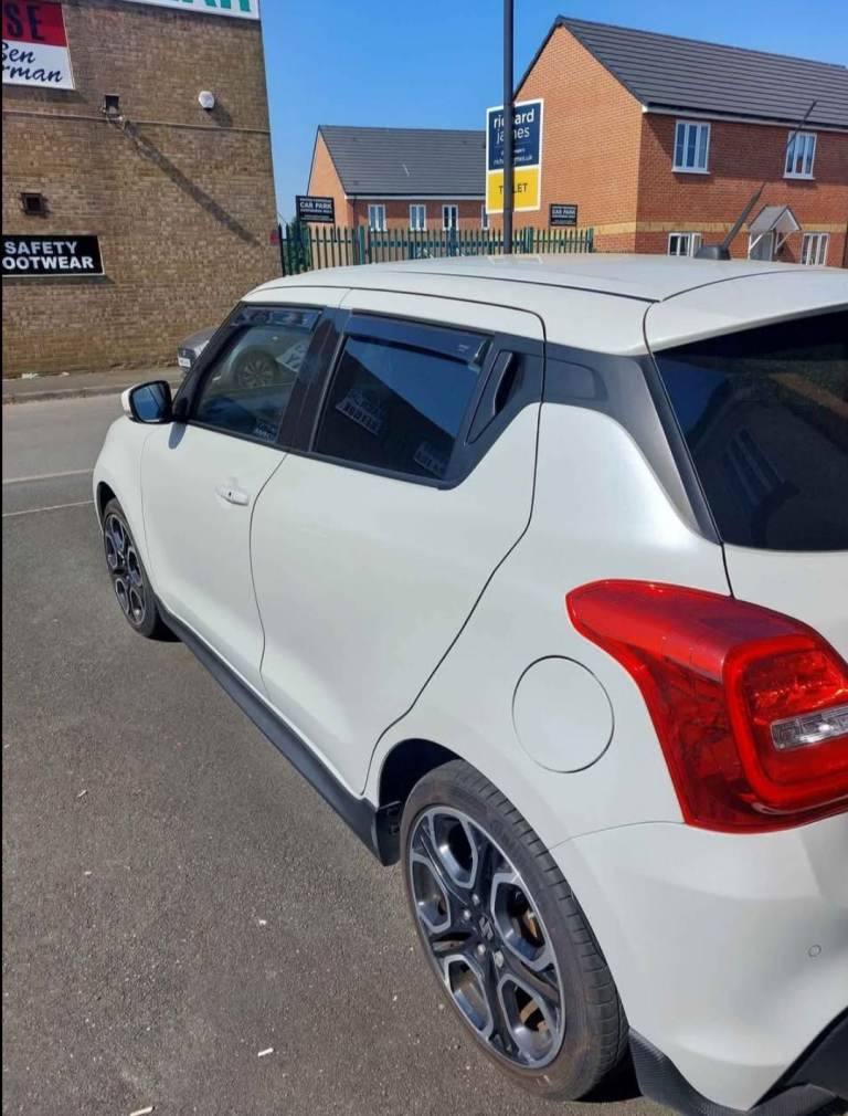 Suzuki, SWIFT,  Sport Hatchback, 2024, Manual, 1373 (cc), 5 doors