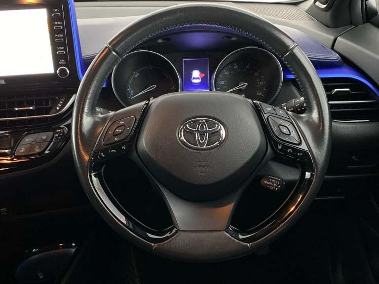 2020 Toyota C-HR 1.8 Hybrid Dynamic 5dr CVT HATCHBACK PETROL/ELECTRIC Automatic