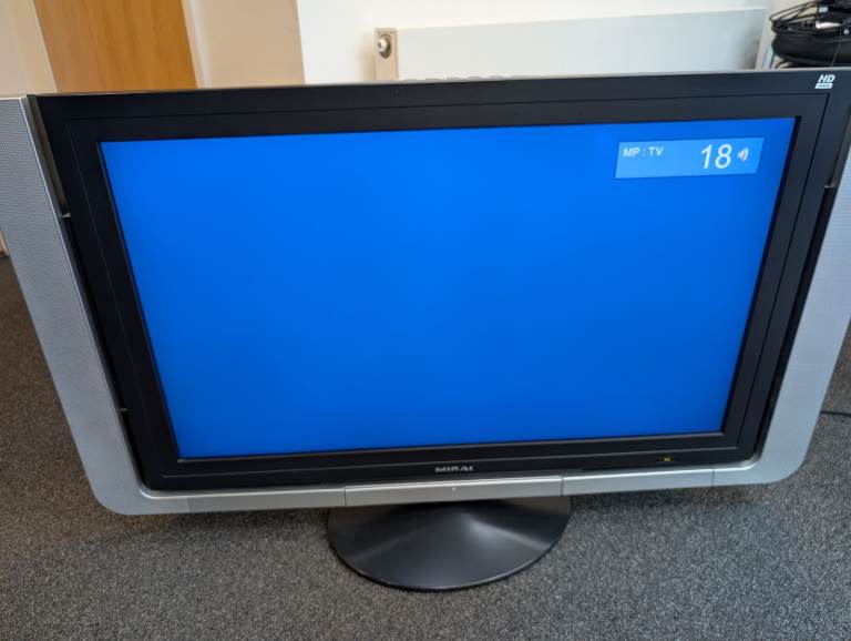 Mirai LCD TV 37" HD Ready with Maxwell MMB 200 Digital Home Box  & Dolby Digital DVD Player