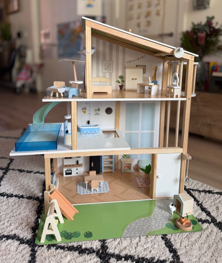Beautiful Wooden Dolls House with Furniture and Accessories
