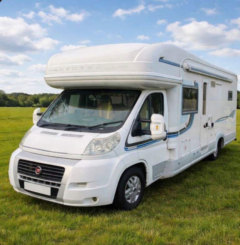AUTOTRAIL WANTED PRIVATE BUYER.