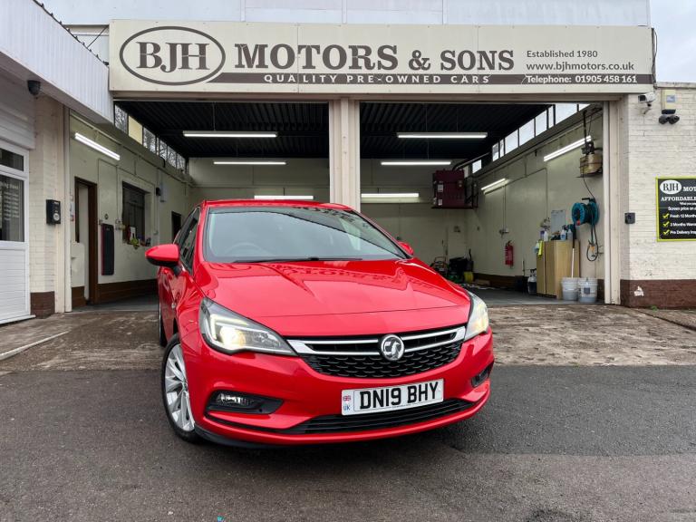 2019 Vauxhall Astra Vauxhall Astra 1.4T 16V 125 Design 5dr HATCHBACK Petrol Manual