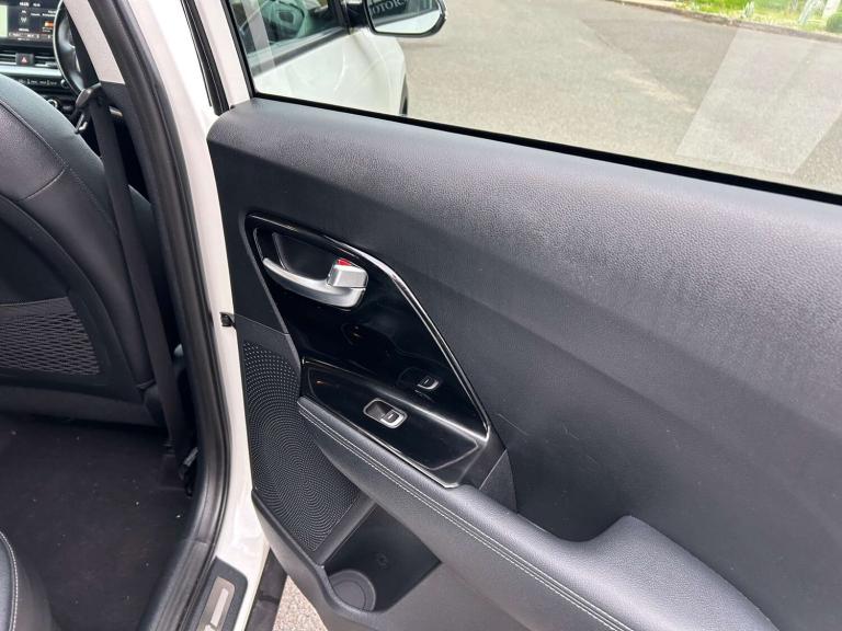 2020 Kia Niro 1.6 Niro 3 PHEV Semi-Auto 5dr SUV Hybrid Automatic