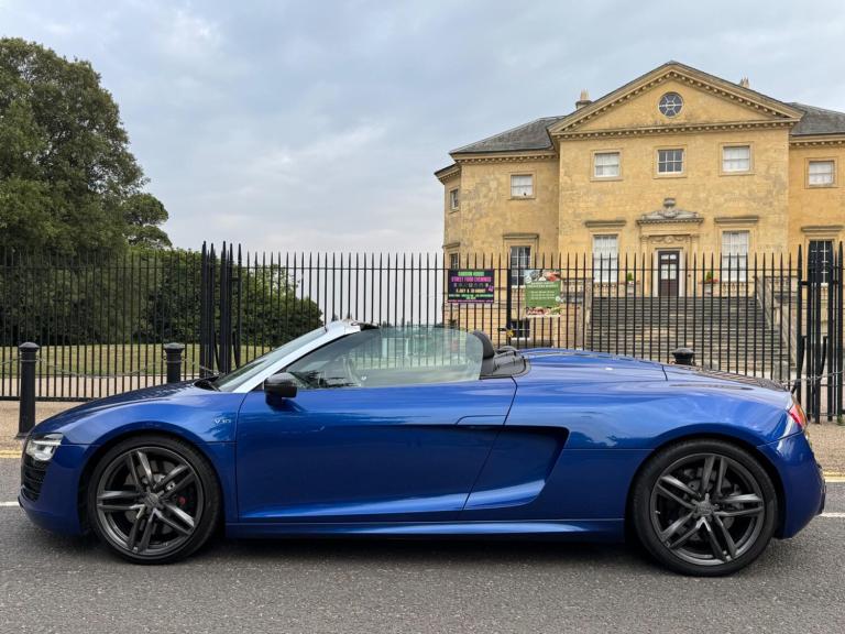 2015 Audi R8 5.2 FSI V10 Quattro 2dr S Tronic CONVERTIBLE PETROL Automatic