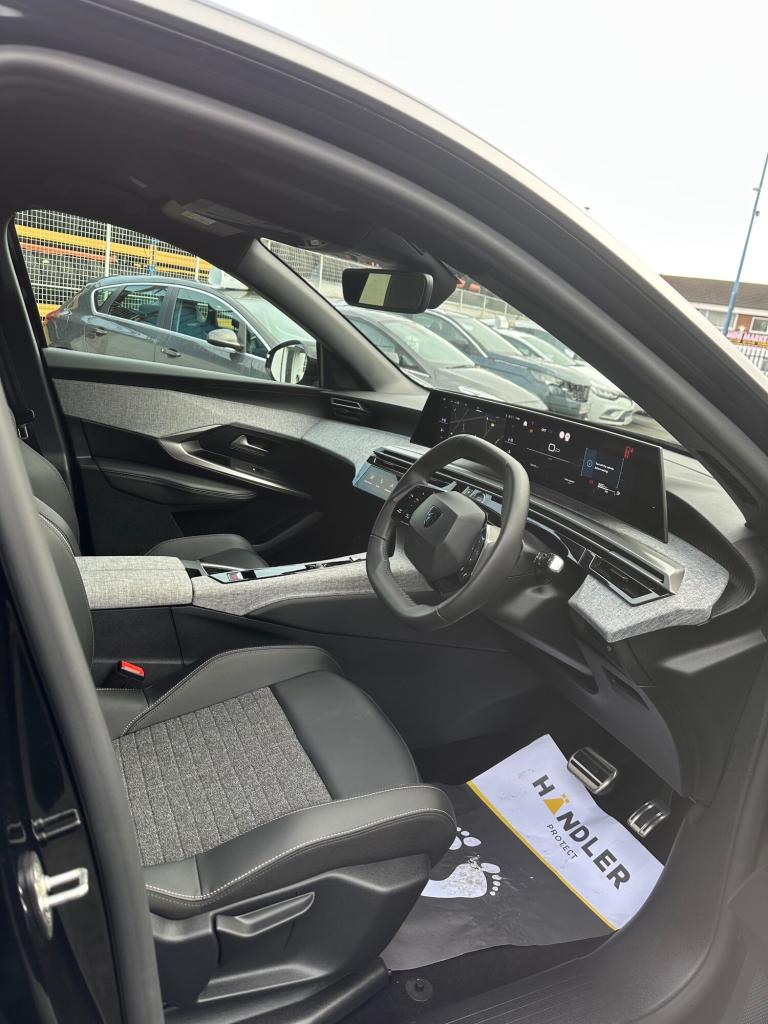 2025 Peugeot 3008 1.2 Hybrid 136 Allure 5dr e-DSC6 HATCHBACK Petrol Semi Automatic