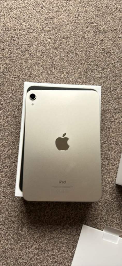 Apple iPad Mini 6th Gen 64GB Starlight