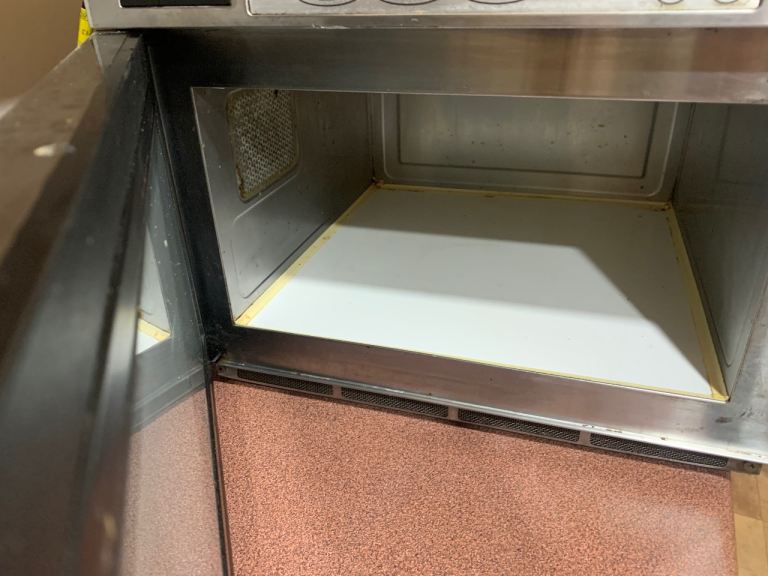 Samsung commercial microwave oven CM1929 1850W (works perfect)DELIVERY AVAILABLE 🚚