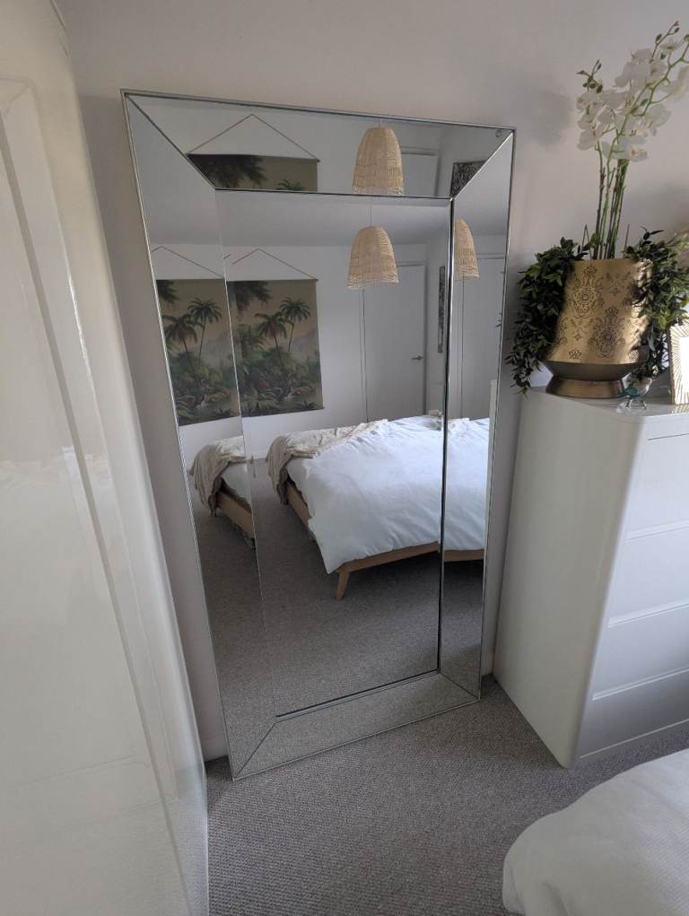 Free floor length mirror - Gone pending collection 