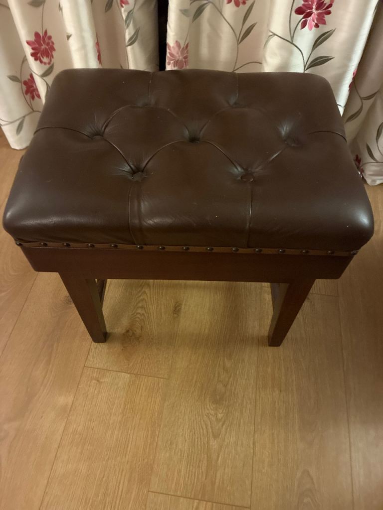Adjustable leather topped piano stool