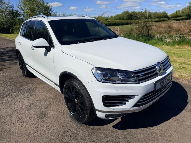 2015 Volkswagen Touareg 3.0 V6 TDI Tech 262 R-Line 5dr Tip Auto FSH Mot Dec 2026 6mth RAC warranty
