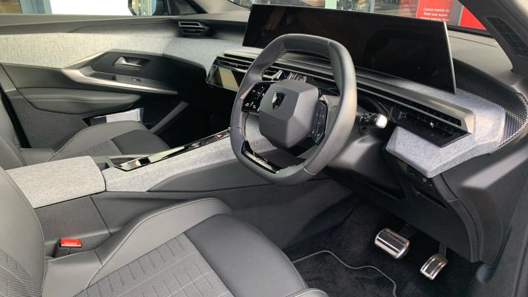 2025 Peugeot 3008 157kW GT 73kWh 5dr Auto HATCHBACK ELECTRIC Automatic