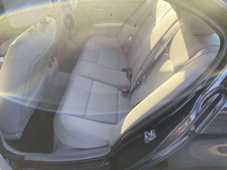 BMW 3 SERIES 2.0 320d SE Saloon 2009