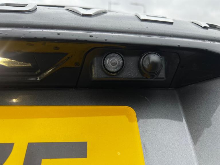 2017 Land Rover Range Rover Sport 3.0 SD V6 HSE Dynamic Auto 4WD Euro 6 (s/s) 5dr ESTATE Diesel A...