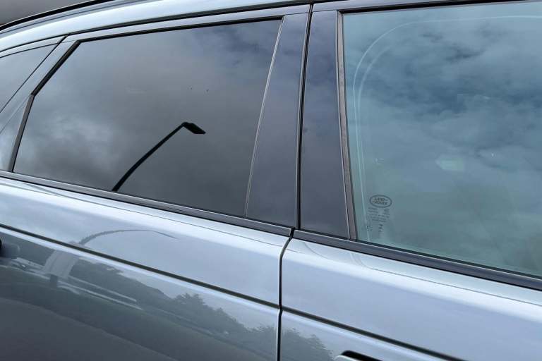 2025 Land Rover Range Rover Velar 2.0 D200 MHEV Dynamic SE SUV 5dr Diesel Auto 4WD Euro 6 (s/s) (...