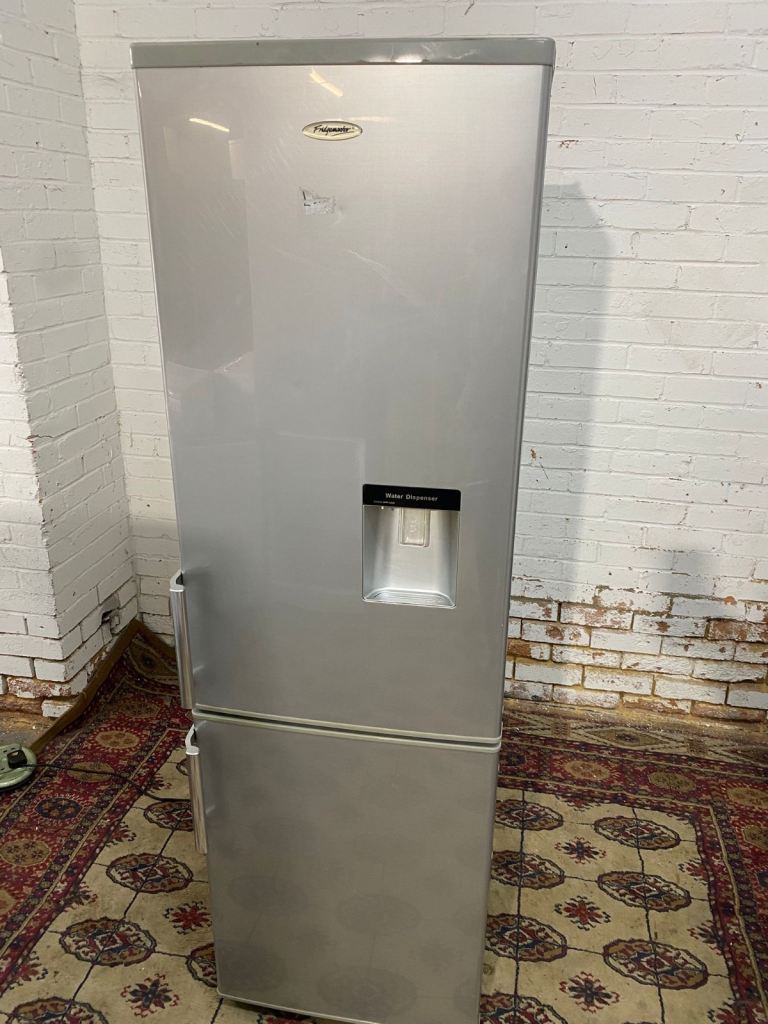 ✅🚐Beautiful Tall Grey Fridge Freezer With Water Dispenser