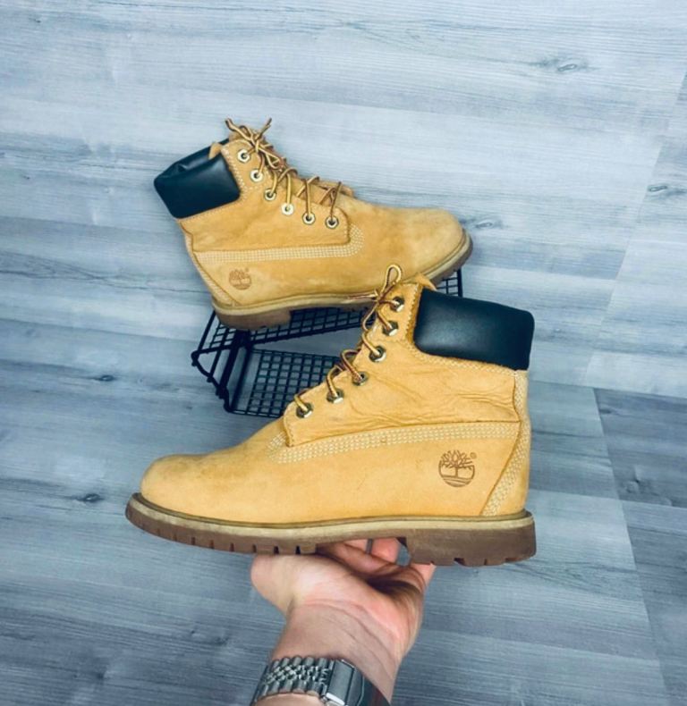 Timberland Yellow Leather Boots – Good Condition