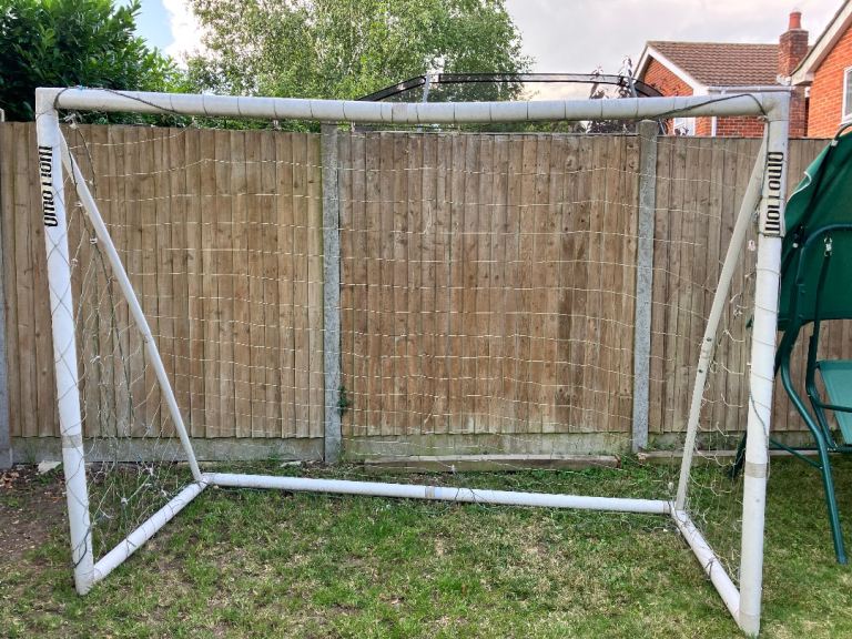 Good condition football goal 6ft x 8ft