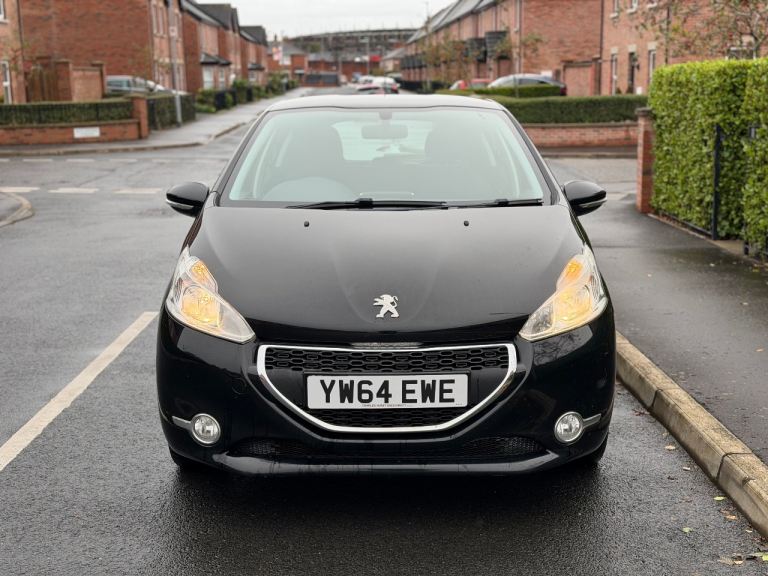 Peugeot, 208, Hatchback, 2015, Manual, 1199 (cc), 5 doors
