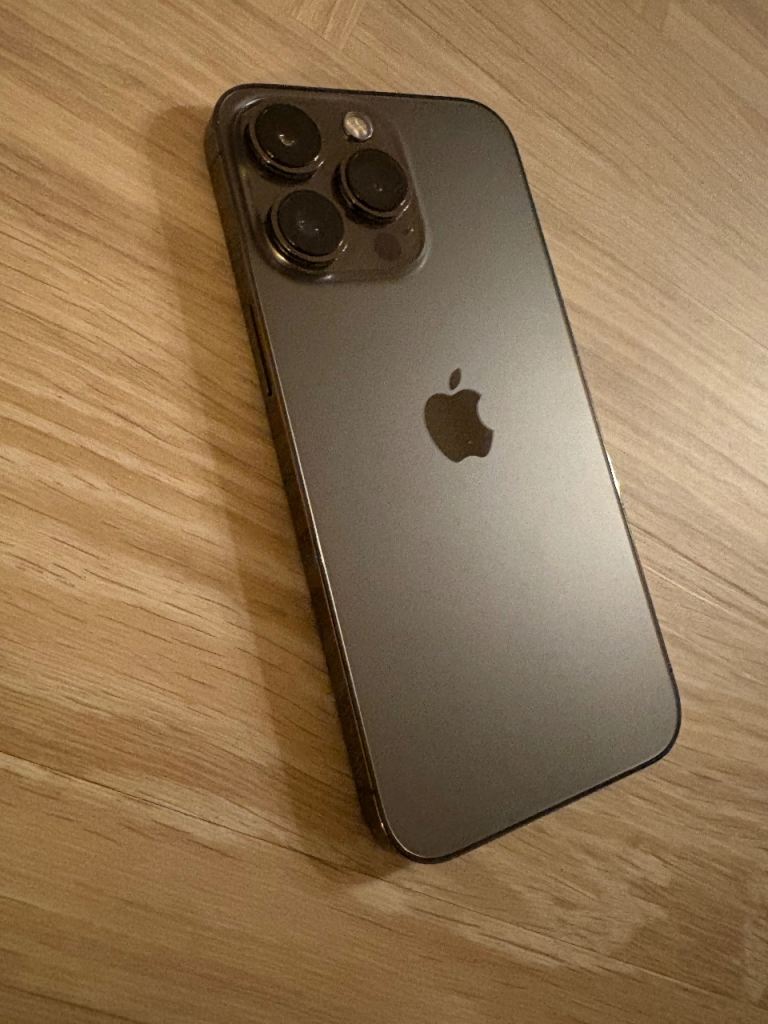 iPhone 13 Pro Excellent condition 128gb