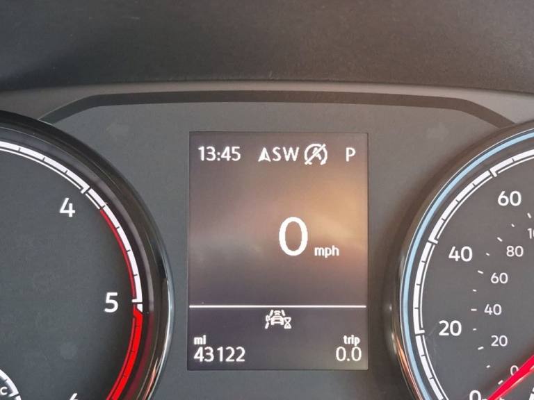 2020 20 VOLKSWAGEN TRANSPORTER 2.0 TDI T32 HIGHLINE KOMBI DOUBLE CAB 5DR DSG SWB