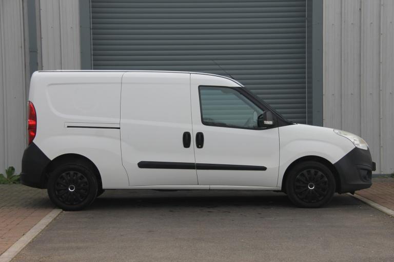2016 Vauxhall Combo 2300 1.3 CDTI 16V ecoFLEX H1 Crew Van Start Stop PANEL VAN Diesel Manual