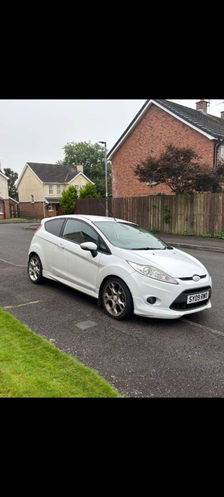 Ford Fiesta Zetec S White 3dr 1.6 Diesel (SOLD)