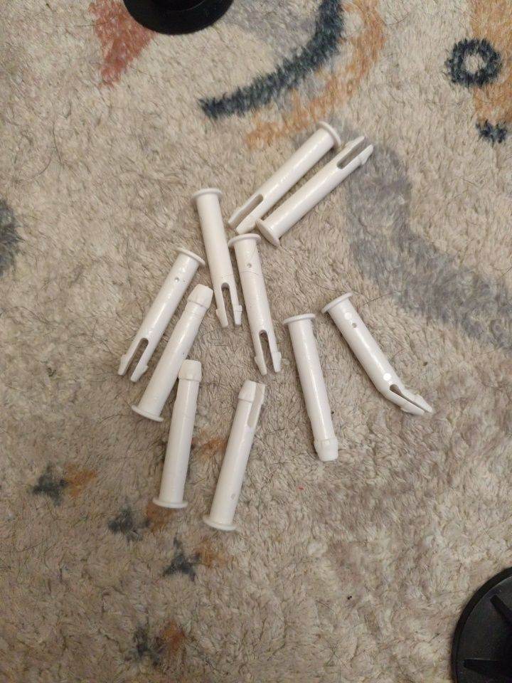 Swimming pools joint plugs/pin
