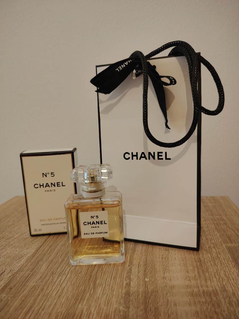 Genuine Chanel No 5 Eau de Parfum 35ml Box & Gift Bag