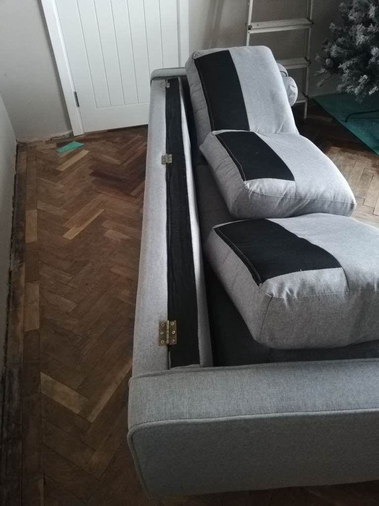 Corner Sofa/chaise lounge 