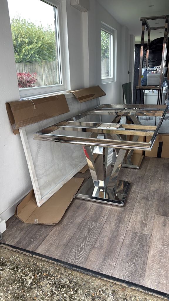 Marble Table  + 4 free chairs