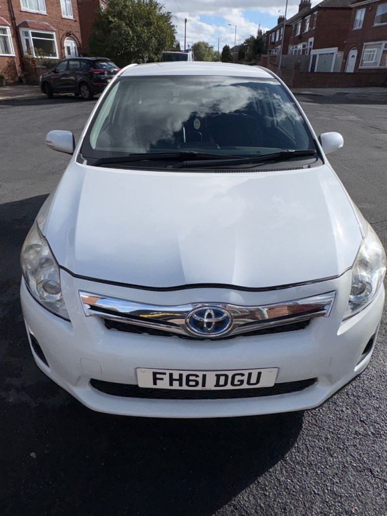 Toyota Auris 1.8 Hybrid T Spirit Automatic – 2012 – ULEZ Compliant