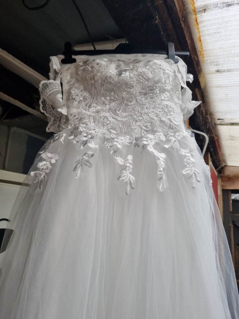 Wedding dresses come prome dresse 