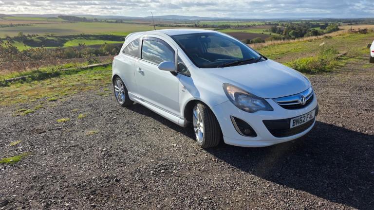 Vauxhall, CORSA,  2012, full years MOT £1400ono