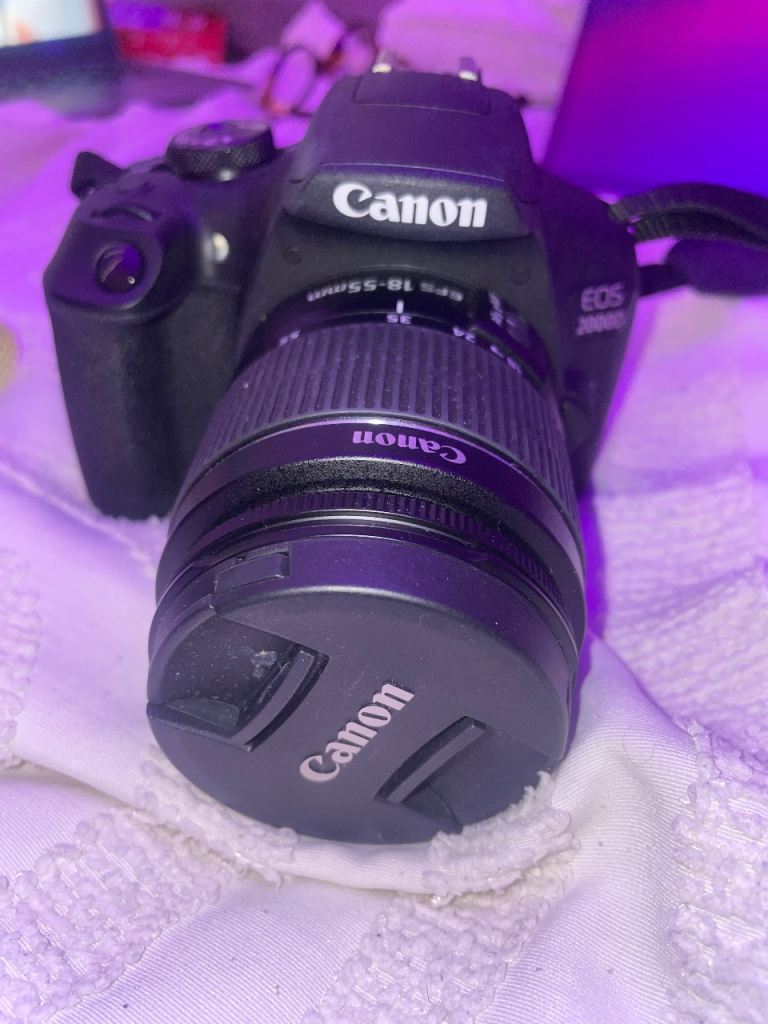 Canon Eos 2000D camera