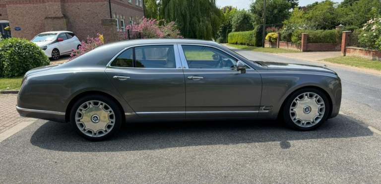 2010 (60) BENTLEY MULSANNE 6.75 V8 GREAT SERVICE HISTORY ABSOLUTELY STUNNING WOW
