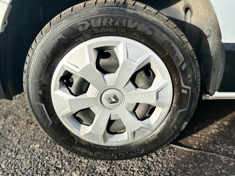 2023 Renault Trafic LL30 Blue dCi 130 Business+ Van PANEL VAN DIESEL Manual