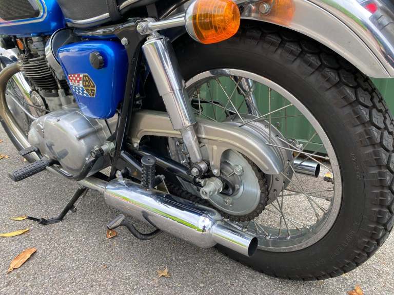 Kawasaki W1 650cc Twin Carb 1970 Blue Fully Restored Ready to Use 