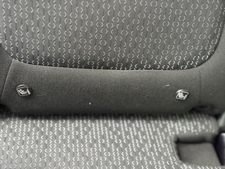 2019 Vauxhall Crossland X 1.2T ecoTec [110] SE 5dr [6 Speed] [S/S] HATCHBACK PETROL Manual