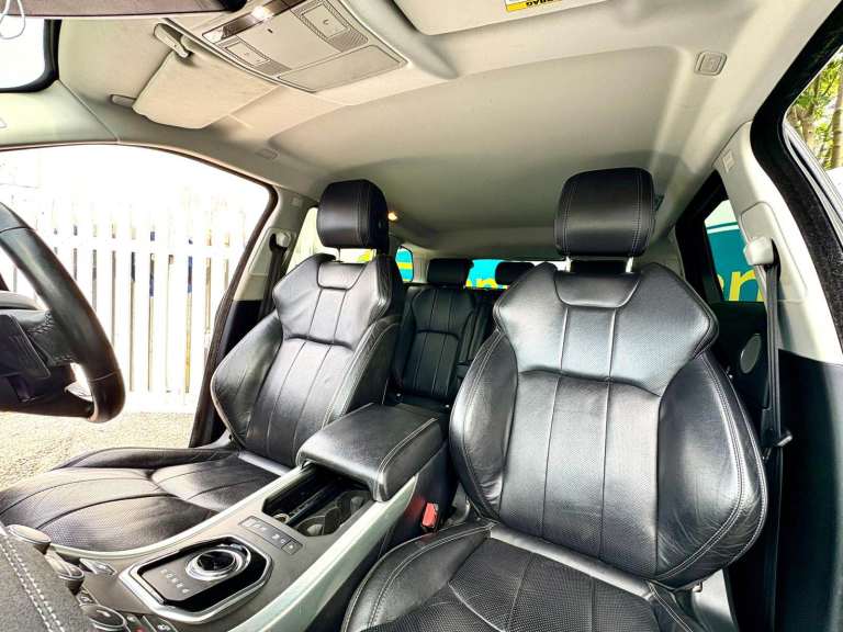 CAN'T GET CREDIT? CALL US! Range Rover Evoque 2.0 Td4 SE Tech AWD, Auto - £249 DEPOSIT, £82 PER WEEK