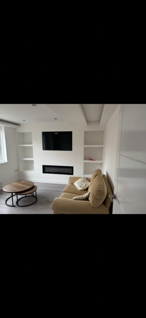 2 Large Double Rooms Available| All Bills Included