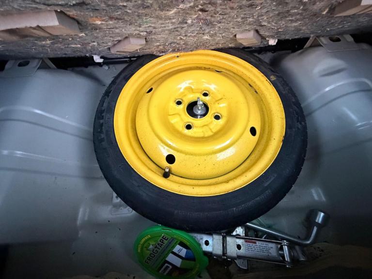 2012 Nissan Pixo 1.0 Visia 5dr HATCHBACK PETROL Manual