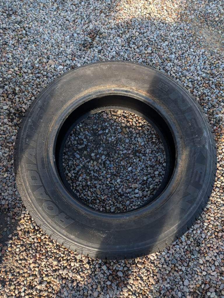 Nexen 255 60 R18 tyre