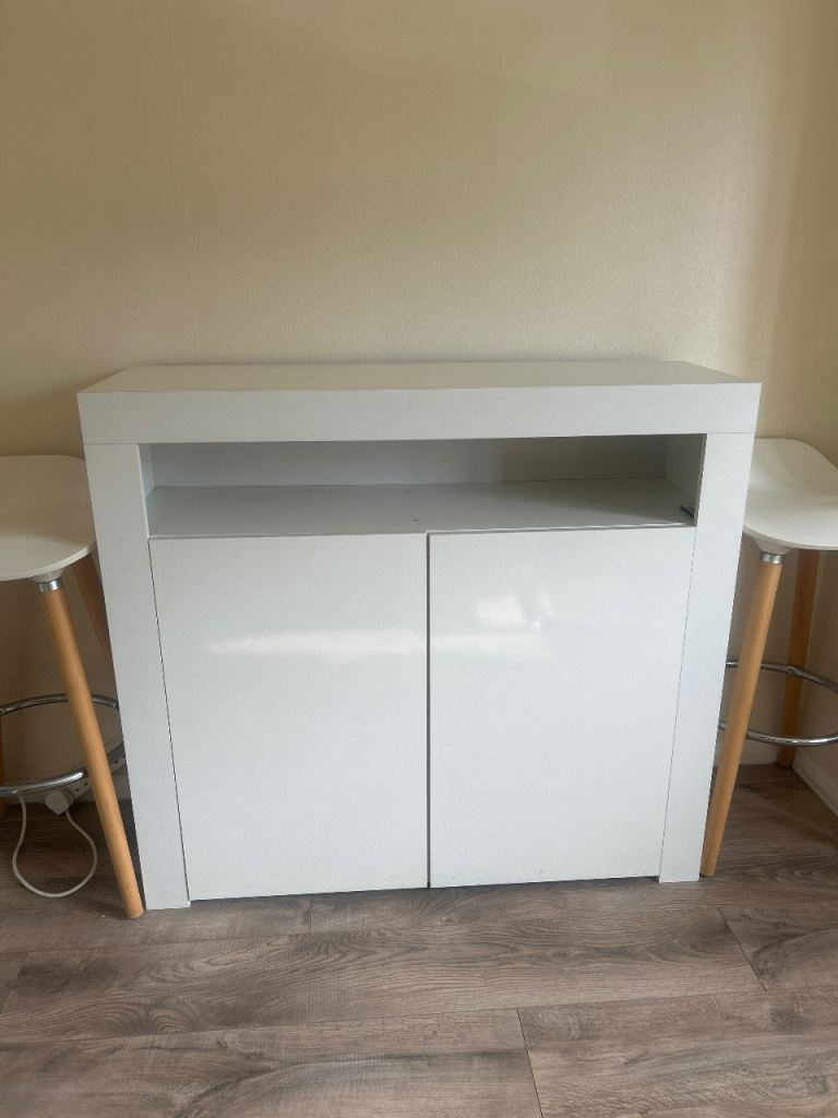Sideboard